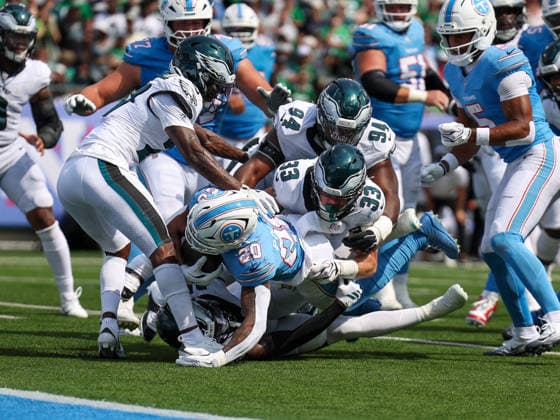 Sep 20, 2026; Nashville, TN, USA; Tennessee Titans running back Tony Pollard (20) is stopped short of the goal line during the NFL, American Football Herren, USA regular season game between the Philadelphia Eagles and Tennessee Titans at Nissan Stadium. Mandatory Credit: -Cal Media NFL 2026: Eagles Vs Titans SEP 20  - ZUMAc04_ 20260920_zma_c04_072 Copyright: xStephenxFurstx