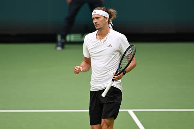 Alexander Zverev (GER) pumps his fist after his victory on September 20, 2026 ¢ Tennis ¢ Davis Cup Qualifiers, 2nd Round ¢ Germany vs. Croatia, Heristo Arena, Halle Westfalen, North Rhine-Westphalia, Germany Copyright: xpepphotox xHorstxMauelshagenx pep00321, pep_20260920_hm