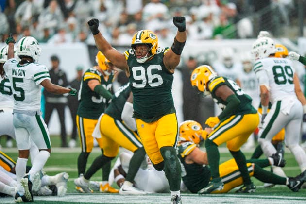 Sep 20, 2026; East Rutherford, NJ, USA; Green Bay Packers defensive tackle Jonathan Ford (96) reacts to the stop of New York Jets running back Breece Hall (20) on fourth down during an NFL, American Football Herren, USA game at MetLife Stadium. Mandatory Credit: -Cal Media East Rutherford USA - ZUMAc04_ 20260920_zma_c04_097 Copyright: xChrisxSzagolax