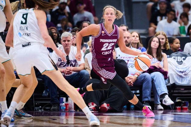 September 20, 2026, Toronto, On, Canada: Toronto Tempo s Julie Allemand (22) looks for a pass during first half WNBA, Basketball Damen, USA basketball action against the New York Liberty in Toronto, on Sunday, Sept. 20, 2026. Canada News - September 20, 2026  - ZUMAc35_ 20260920_zaf_c35_147 Copyright: xSammyxKoganx