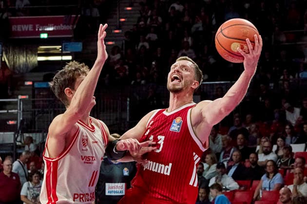 German Basketball Bundesliga (BBL), FC Bayern Munich Basketball vs. BMA365 Bamberg Baskets, Munich FC Bayern Basketball, Bamberg Baskets MBA365, September 20, 2026, at BMW Park in Munich, Andreas Obst, FC Bayern Basketball, Shooting Guard (SG), No. 13 (FCBB13), Richard BALINT, BMA365 Bamberg BASKETS, Point Guard (PG), No. 11, BAM11, sportworld, Munich, BMW Park, Bavaria, Germany