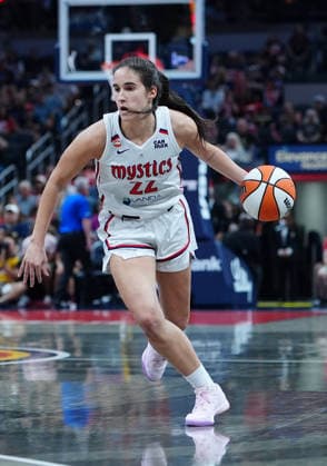 INDIANAPOLIS, IN - SEPTEMBER 20: Washington Mystics guard Sonia Citron (22) drives to the basket against the Indiana Fever on September 20, 2026, at Gainbridge Fieldhouse in Indianapolis, Indiana. (Photo by Brian Spurlock Icon Sportswire) WNBA, Basketball Damen, USA SEP 20 Washington Mystics at Indiana Fever EDITORIAL USE ONLY Icon26092030
