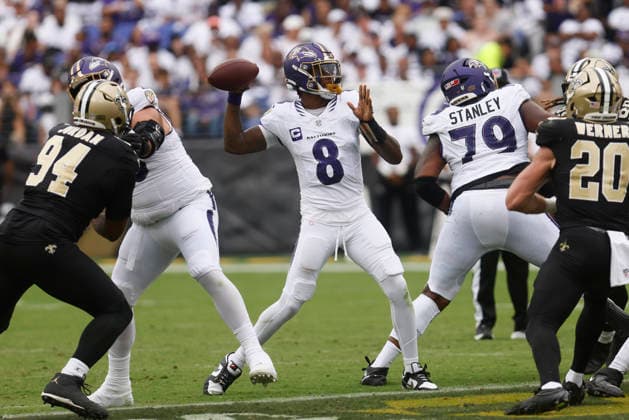 Baltimore Ravens quarterback Lamar Jackson (8) looks to pass during an NFL, American Football Herren, USA game against the New Orleans Saints. Sep 20, 2026; Baltimore, MD, USA; at M&T Bank Stadium. New Orleans won 24-17. Mandatory Credit: -Cal Media NFL 2026: Saints Vs Ravens SEP 20  - ZUMAc04_ 20260920_zma_c04_211 Copyright: xMikexBuscherx