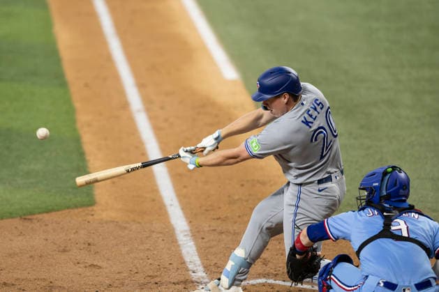 September 20, 2026, Arlington, Texas, USA: Toronto Blue Jays designated hitter SEAN KEYS (20) hits an RBI double against the Texas Rangers at Globe Life Field. Blue Jays win 7-2. Arlington USA - ZUMAf180 20260920_zsp_f180_018 Copyright: xMarkxFannx