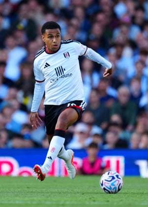 Shea Charles of Fulham Fulham v Manchester United, ManU Premier League, Football, Craven Cottage, London, UK - 20 Sep 2026London Craven Cottage United Kingdom EDITORIAL USE ONLY No use with unauthorised audio, video, data, fixture lists, club league logos or live services. Online in-match use limited to 120 images, no video emulation. No use in betting, games or single club league player publications.  Copyright: xJavierxGarcia Shutterstockx 17160117gh