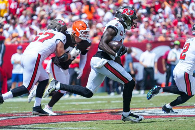 Cleveland Browns at Tampa Bay Buccaneers, Tampa Bay, Florida, USA Tampa Bay, Florida, USA, Septemer 20, Tampa Bay Buccaneers player Chris Godwin Jr 14 makes a run at Raymond James Stadium. Copyright: xMartyxJean-Louisx