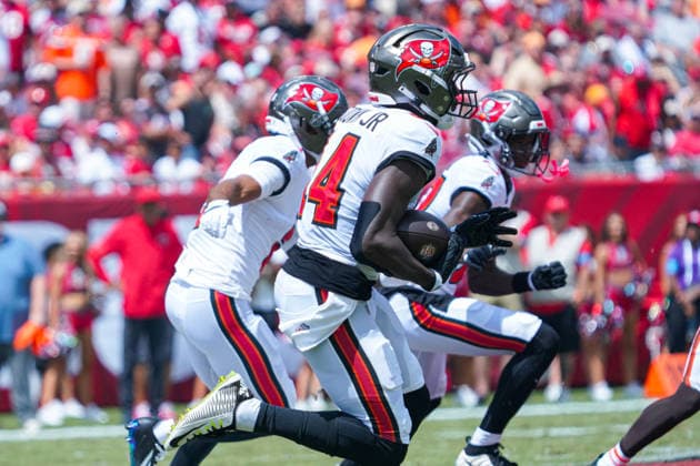 Cleveland Browns at Tampa Bay Buccaneers, Tampa Bay, Florida, USA Tampa Bay, Florida, USA, Septemer 20, Tampa Bay Buccaneers player Chris Godwin Jr 14 makes a run at Raymond James Stadium. Copyright: xMartyxJean-Louisx