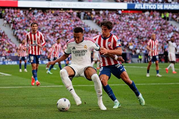 LaLiga EA SPORTS 2026 2027 - Atletico de Madrid and Real Madrid CF: Madrid, Spain - 20 Sep 2026 Kylian Mbappe (Real Madrid CF) and Giuliano Simeone (Atletico de Madrid) seen in action during LaLiga EA SPORTS 2026 2027 game between teams of Atletico de Madrid and Real Madrid CF. Final Score: Atletico de Madrid 2-1 Real Madrid CF. Madrid Spain Copyright: xMaciejxRogowskix xSOPAxImagesx Maciej-Rogowski-1452385