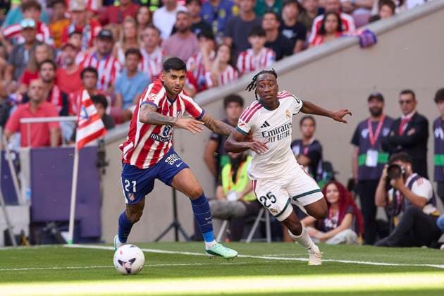 LaLiga EA SPORTS 2026 2027 - Atletico Madrid and Real Madrid CF in Madrid, Spain - 20 Sep 2026 Cuti Romero (Atletico Madrid) and Yan Diomande (Real Madrid CF) are seen in action during the LaLiga EA SPORTS 2026 2027 match between Atletico Madrid and Real Madrid CF. Final score: Atletico Madrid 2-1 Real Madrid CF. Madrid Spain Copyright: xFedericoxTitonex xSOPAxImagesx Federico-Titone-1452347