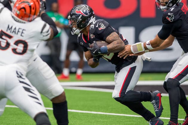 September 20, 2026: Houston Texans running back David Montgomery (32) carries the ball during a game between the Cincinnati Bengals and the Houston Texans in Houston, TX. .. CSM - ZUMAc04_ 20260920_zma_c04_367 Copyright: xTraskxSmithx