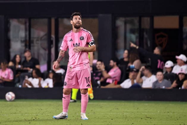 September 20, 2026, Miami, Florida, USA: Inter Miami CF forward LIONEL MESSI (10) looks on during a 2026 MLS, Fussball Herren, USA soccer match between Inter Miami CF and San Diego FC. Miami USA - ZUMAa257 20260920_zsp_a257_009 Copyright: xChrisxArjoonx