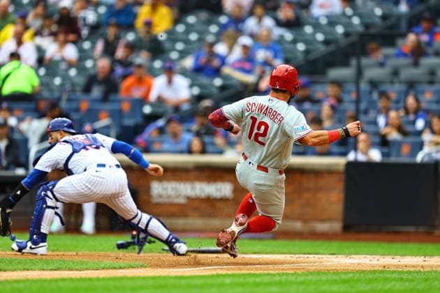 MLB, Baseball Herren, USA Philadelphia Phillies Vs. New York Mets Philadelphia Phillies Kyle Schwarber 12 scores during the first inning of a baseball game against the New York Mets at Citi Field in Corona, on September 20, 2026. Flushing N.Y. United States  Copyright: xGordonxDonovanx originalFilename:donovan-mlbphila260920_np3oA.jpg