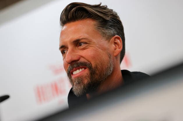 September 21, 2026, xtgx, Soccer, 2. Bundesliga, Hannover 96, Press Conference with Coach Sandro Wagner, emspor, from left: Sandro Wagner becomes the new head coach at Hannover 96, Portrait, Portrait, Single Image DFL DFB REGULATIONS PROHIBIT ANY USE OF PHOTOGRAPHS as IMAGE SEQUENCES and or QUASI-VIDEO Hannover