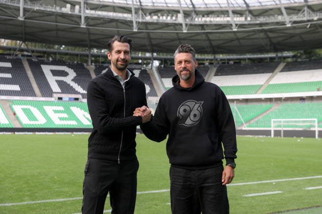 September 21, 2026, xtgx, Soccer, 2. Bundesliga, Hannover 96 Press Conference with Coach Sandro Wagner, emspor; from left: Jonas Boldt (Hannover), Director of Sports, and Sandro Wagner (Hannover), Coach. DFL and DFB regulations prohibit any use of photographs as image sequences and or quasi-video. Hannover