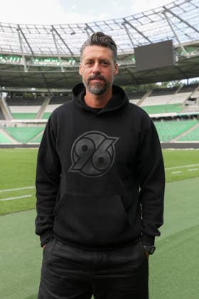 September 21, 2026, xtgx, Soccer, 2. Bundesliga, Hannover 96, press conference with coach Sandro Wagner, emspor, from left: Sandro Wagner becomes the new head coach of Hannover 96. DFL and DFB regulations prohibit any use of photographs as image sequences and or quasi-video. Hannover