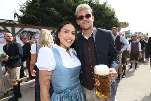 FC Bayern Munich at the 2026 Oktoberfest: Luis Diaz with his wife Geraldine Ponce on September 20, 2026, at the Oktoberfest in Käfer’s Wiesen Schänke on the Theresienwiese in Munich. Photo: FC Bayern Munich. FC Bayern Munich at the 2026 Oktoberfest26