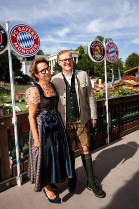 FC Bayern Munich at Oktoberfest 2026 Jan Christian Dreesen with his wife Elke on September 20, 2026, at the Käfers Wiesen Schänke on the Theresienwiese in Munich. Photo: FC Bayern Munich FC Bayern Munich at Oktoberfest 2026