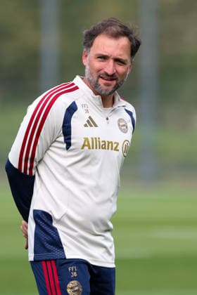 Jose Barcala, FC Bayern Munich, Head Coach, GER, FC Bayern Munich Women s Final Training Session, Soccer, UEFA Women s Champions League, 2026–2027 Season, September 21, 2026, GER, FC Bayern Munich Women s Final Training Session, Soccer, UEFA Women s Champions League, 2026–2027 Season, September 21, 2026, Munich Copyright: xEibner-Pressefoto JennixMaulx EP_JML