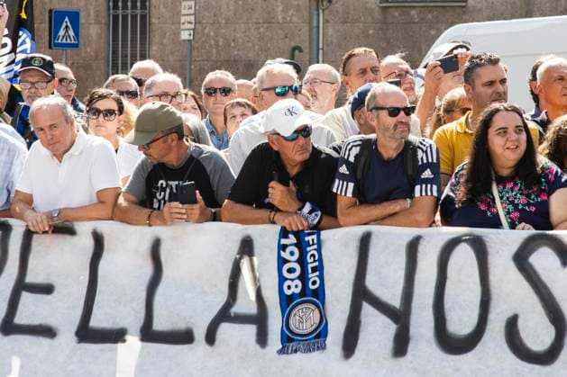 Funerali di Sandro Mazzola ex giocatore dell™Inter alla basilica di Sant™Ambrogio Milano - Italia - Cronaca LunedÃ¬, 21 Luglio, 2026 (Foto di Marco Ottico Lapresse) Funeral of Sandro Mazzola former Inter player at the Basilica of Sant™Ambrogio Milan - Italy - News Friday, 18 July, 2026  Copyright: xMarcoxOttico LaPressex