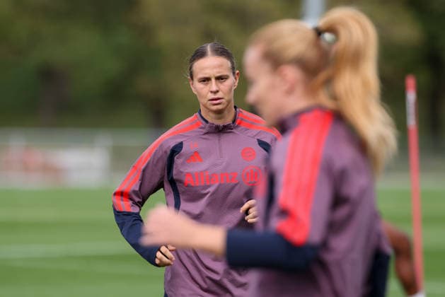 Klara Buehl, FC Bayern Munich, 17, GER, FC Bayern Munich Women s Final Training Session, Soccer, UEFA Women s Champions League, 2026–2027 Season, September 21, 2026, GER, FC Bayern Munich Women s Final Training Session, Soccer, UEFA Women s Champions League, 2026–2027 Season, September 21, 2026, Munich Copyright: xEibner-Pressefoto JennixMaulx EP_JML