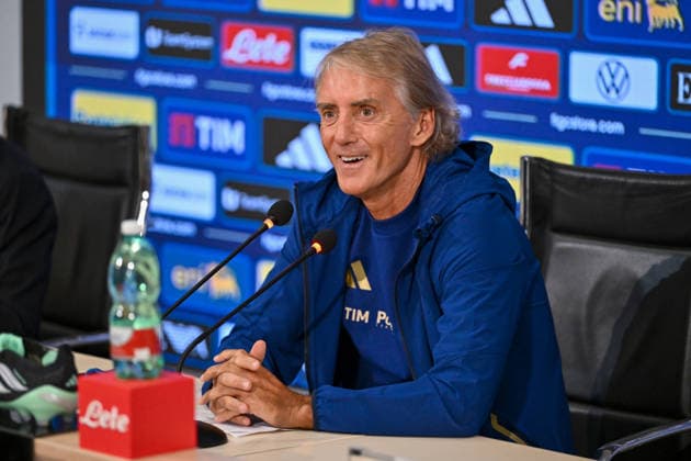 IPA88803271 - Italy s head coach, Roberto Mancini, speaks during a press conference, PK, Pressekonferenz held by Italy s coach, Roberto Mancini, following a UEFA Nations League soccer match in Florence, Italy, on September 21, 2026  Copyright: xLisaxGuglielmi IPAxSportx xx IPA88803271