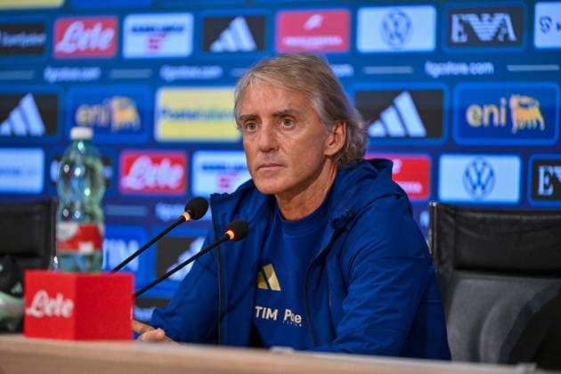 IPA88803276 - Italy s head coach, Roberto Mancini, speaks during a press conference, PK, Pressekonferenz following the UEFA Nations League soccer match in Florence, Italy, on September 21, 2026  Copyright: xLisaxGuglielmi IPAxSportx xx IPA88803276