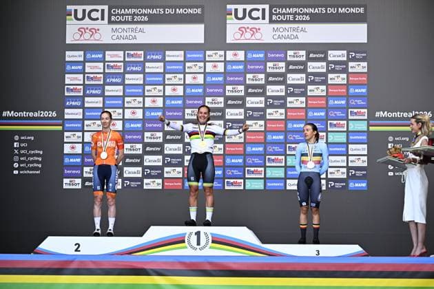 Dutch silver medallist Nienke Vinke, Australian gold medallist Felicity Wilson-Haffenden and Belgian bronze medallist Luca Vierstraete pictured on the podium after the women s U23 individual time trial race (20,3km) at the cycling UCI Road World Championship, WM, Weltmeisterschaft in Montreal, Canada, Monday 21 September 2026. JASPERxJACOBS  x187314836x