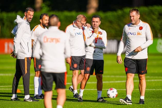 ZEIST , 21-09-2026 , KNVB Campus , season 2026 2027 , Dutch International football , Training session Netherlands , picture shows Netherlands trainer coach Xavi Hernandez Training Netherlands 21-09-2026  x207384381x Copyright: