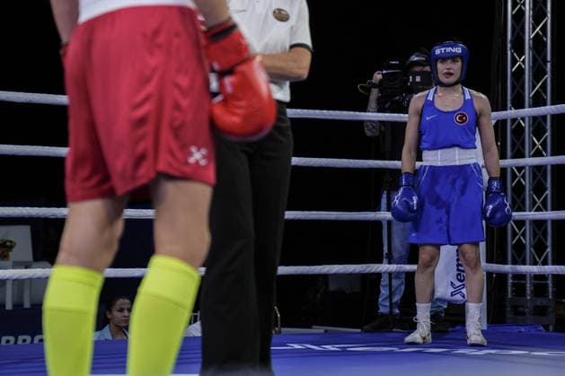 2026 European Boxing Championships in Bulgaria SOFIA, BULGARIA - SEPTEMBER 21: Esra Yildiz Kahraman (blue) of Turkiye competes against Elise Glynn (red) of England in the women s 57kg category during the 2026 European Boxing Championships at Asics Arena in Sofia, Bulgaria, on September 21, 2026. Osmancan Gurdogan Anadolu Sofia Bulgaria. Editorial use only. Please get in touch for any other usage.  Copyright: x2026xAnadoluxOsmancanxGurdoganx