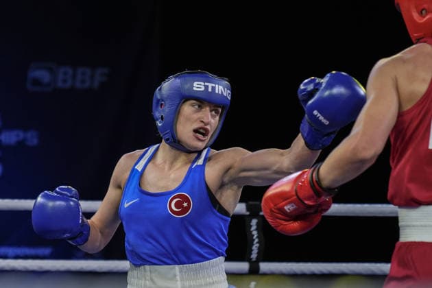 2026 European Boxing Championships in Bulgaria SOFIA, BULGARIA - SEPTEMBER 21: Esra Yildiz Kahraman (blue) of Turkiye competes against Elise Glynn (red) of Great Britain during the women s 57 kg category match at the 2026 European Boxing Championships at the Asics Arena in Sofia, Bulgaria on September 21, 2026. Osmancan Gurdogan Anadolu Sofia Bulgaria. Editorial use only. Please get in touch for any other usage.  Copyright: x2026xAnadoluxOsmancanxGurdoganx