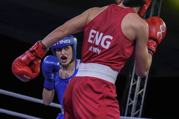 2026 European Boxing Championships in Bulgaria SOFIA, BULGARIA - SEPTEMBER 21: Esra Yildiz Kahraman (blue) of Turkiye competes against Elise Glynn (red) of Great Britain during the women s 57 kg category match at the 2026 European Boxing Championships at the Asics Arena in Sofia, Bulgaria on September 21, 2026. Osmancan Gurdogan Anadolu Sofia Bulgaria. Editorial use only. Please get in touch for any other usage.  Copyright: x2026xAnadoluxOsmancanxGurdoganx