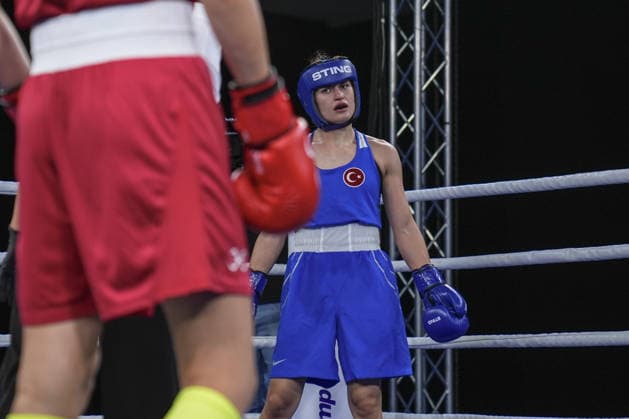 2026 European Boxing Championships in Bulgaria SOFIA, BULGARIA - SEPTEMBER 21: Esra Yildiz Kahraman (blue) of Turkiye competes against Elise Glynn (red) of Great Britain during the women s 57 kg category match at the 2026 European Boxing Championships at the Asics Arena in Sofia, Bulgaria on September 21, 2026. Osmancan Gurdogan Anadolu Sofia Bulgaria. Editorial use only. Please get in touch for any other usage.  Copyright: x2026xAnadoluxOsmancanxGurdoganx