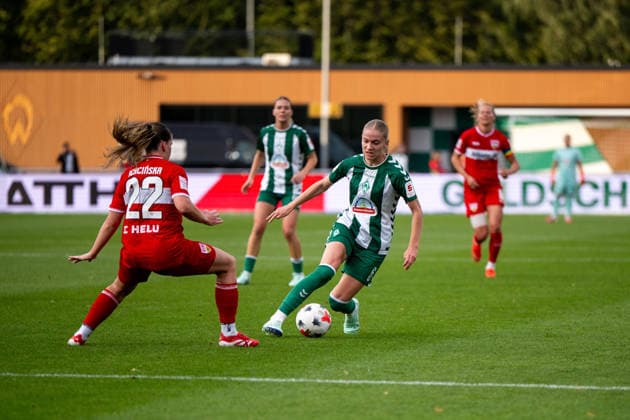 September 21, 2026, GER, Soccer, Women s, Google Pixel 1 Bundesliga, 2026–2027 Season, Matchday 4, SV Werder Bremen vs. VfB Stuttgart Marie Gmeineder of Werder Bremen (No. 06) in a tackle with Adriana Achinska of VfB Stuttgart (No. 22). DFB and DFL regulations prohibit any use of photographs as image sequences and or quasi-video. Bremen Stadium, Field 11, Bremen, Germany Copyright: xNordphoto Memmlerx