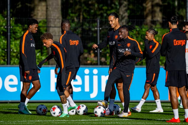ZEIST l Netherlands midfielder Noa Lang, Netherlands forward Jeremie Frimpong, and Netherlands defender Virgil van Dijk during UEFA Nations League training ahead of the match against Germany at the KNVB Campus on September 21, 2026, in Zeist, Netherlands. Photo by DeFodi Images