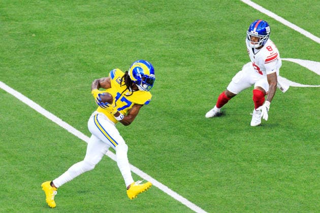 September 21, 2026, Inglewood, California, USA: 17 Davante Adams, WR of the Los Angeles Rams catches the ball for a touchdown during a regular-season NFL, American Football Herren, USA game against the New York Giants on Monday September 21, 2026 at SoFi Stadium in Inglewood, California. JAVIER ROJAS PI Inglewood USA - ZUMAp124 20260921_zaa_p124_041 Copyright: xJavierxRojasx