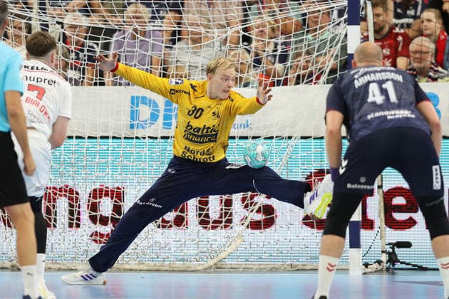 September 5, 2026, xBHAx, Handball, Opel HBL, 2026–2027 season, 1st HBL, SG Flensburg Handewitt vs. HC Erlangen, GGW Arena: Simon Möller of SG Flensburg Handewitt saves a penalty throw; Schleswig-Holstein, Germany