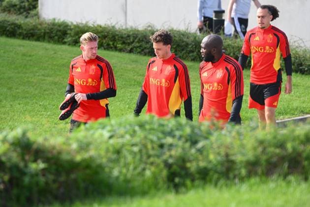 Italy v Belgium - UEFA Nations League 2026 Media Activities 22 09 2026 TUBIZE, BELGIUM - SEPTEMBER 22 : De Bruyne Kevin forward of Belgium, De Cuyper Maxim defender of Belgium, Lukaku Romelu forward of Belgium pictured during a training session ahead of the UEFA Nations League tournament league phase matchday 1 group A1 match between Italy and Belgium on September 22, 2026 in Tubize, Belgium, 22 09 2026 Tubize Belgium  Copyright: xVincentxKalutx