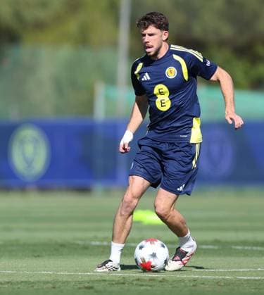 Ryan Christie Scotland Team Training, International Football, La Manga Club, Murcia, Spain - 22 Sep 2026 La Manga Club Murcia Spain  Copyright: xSergioxLopez Shutterstockx 17162755h
