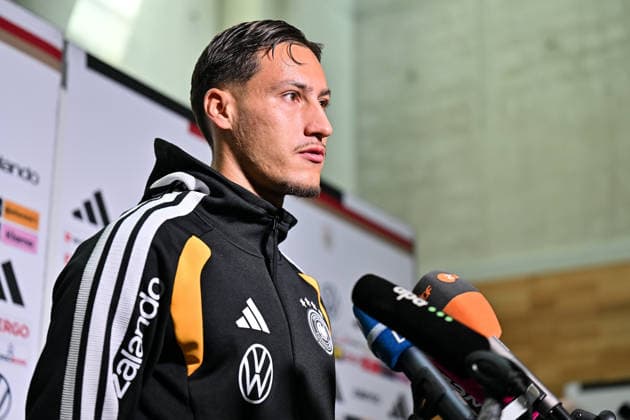 DFB Media Events, September 22, 2026 HERZOGENAURACH, GERMANY September 22: Pictured is Younes EBNOUTALIB of Eintracht Frankfurt being interviewed during the national team s first media events in Herzogenaurach at Adidas Copyright: xBEAUTIFULxSPORTS Goldbergx