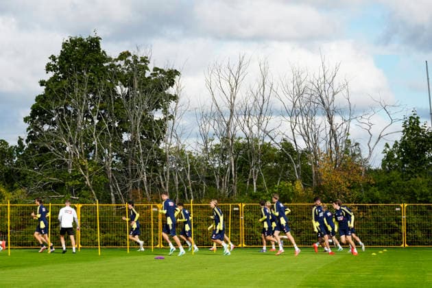 STOCKHOLM, SWEDEN 20260922 Swedish national team captain Graham Potter as the soccer team gathers for training at Bosön in Stockholm ahead of the upcoming Nations League matches STOCKHOLM SWEDEN x10050x  Copyright: xPontusxLundahl TTx FOOTBALL MEN TRAIN IN STOCKHOLM