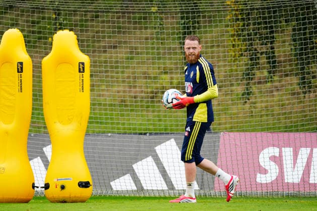 STOCKHOLM, SWEDEN 20260922 Sweden s goalkeeper Viktor Johansson as the soccer team gathers for practice at Bosön in Stockholm ahead of the upcoming Nations League matches STOCKHOLM SWEDEN x10050x  Copyright: xPontusxLundahl TTx FOOTBALL MEN TRAIN IN STOCKHOLM