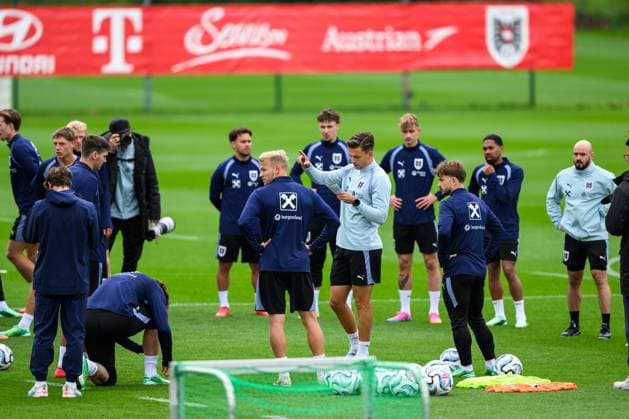 SOCCER - NL, AUT vs ISR WINDISCHGARSTEN,AUSTRIA,22.SEP.26 - SOCCER - UEFA Nations League, group stage, OEFB international match, Länderspiel, Nationalmannschaft Austria vs Israel, preview, training team AUT. Image shows assistant coach Maximilian Ritscher (AUT).  GEPAxpictures xChristianxMoser