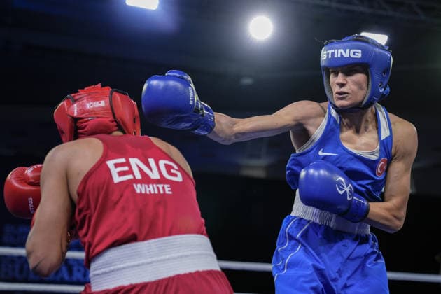 2026 European Boxing Championships in Bulgaria SOFIA, BULGARIA - SEPTEMBER 22: Hatice Akbas (blue) of Turkiye competes against Ruby White (red) of England in the women s 51kg category during the 2026 European Boxing Championships at Asics Arena in Sofia, Bulgaria, on September 22, 2026. Osmancan Gurdogan Anadolu Sofia Bulgaria. Editorial use only. Please get in touch for any other usage.  Copyright: x2026xAnadoluxOsmancanxGurdoganx