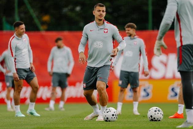 22.09.2026 WARSZAWA - WAWER, BOISKO KS ZWAR MIEDZYLESIE PILKA NOZNA (FOOTBALL) ZGRUPOWANIE REPREZENTACJI POLSKI TRENING REPREZENTACJI POLSKI NZ MATEUSZ ZUKOWSKI FOTO LUKASZ GROCHALA CYFRASPORT NEWSPIX.PL --- newspix.pl LIGA NARODOW UEFA PILKA NOZNA SEZON 2026 2027 --- UEFA NATIONS LEAGUE 