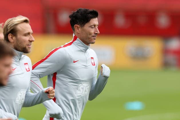 WARSZAWA 22.09.2026 TRENING REPREZENTACJI POLSKI --- POLISH FOOTBALL national team, Nationalteam TRAINING SESSION IN WARSAW LIGA NARODOW UEFA PILKA NOZNA SEZON 2026 2027 --- UEFA NATIONS LEAGUE ROBERT LEWANDOWSKI FOT. PIOTR KUCZA FOTOPYK NEWSPIX.PL --- newspix.pl 