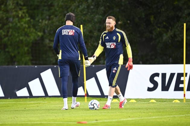 STOCKHOLM, SWEDEN 20260922 Sweden s goalkeeper Viktor Johansson as the men s soccer team gathers at Bosön in Stockholm ahead of the upcoming Nations League matches STOCKHOLM, SWEDEN x12270x  Copyright: xMartinxPahlmblad TTx FOTBOLLSHERRARNA SAMLAS I STOCKHOLM