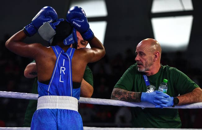 2026 European Boxing Elite Championships, Sofia, Bulgaria 22 9 2026 Women™s 71kg Quarter-Final Evelyn Igharo (Blue) vs Chantelle Reid (Red) Ireland™s Evelyn Igharo with Irish Athletic Boxing Association interim high performance head coach Damian Kennedy before the bout Evelyn Igharo with Damian Kennedy before the bout 22 9 2026  Copyright: xx VD5_1092_01