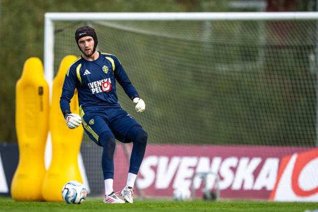 September 22, 2026: Goalkeeper Noel Törnqvist of the Swedish men’s national soccer team at a training session on September 22, 2026 in Stockholm. Photo by Johanna Säll, BILDBYRAN. Code: JL JL0630. soccer, football, fotball, Nations League, UEFA Nations League, training, practice, Sweden, Sweden A, BBENG  Copyright: JOHANNAxSÄLL BB260922BB292