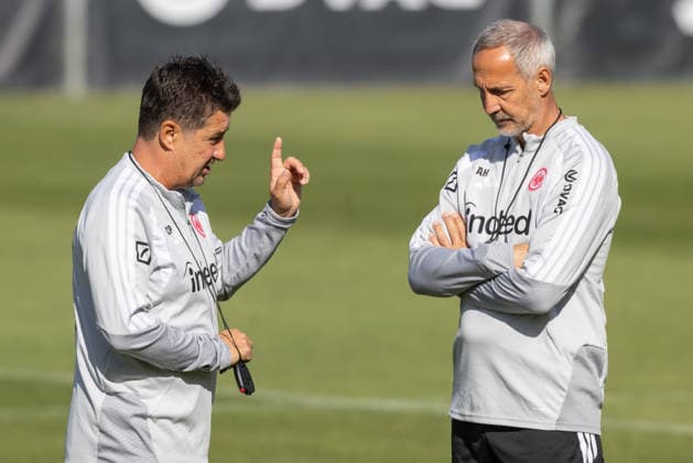 Eintracht Frankfurt Training: On the left, assistant coach Christian Peintinger of Eintracht Frankfurt; on the right, head coach Adi Hütter of Eintracht Frankfurt. Eintracht Frankfurt training session on September 22, 2026, at Deutsche Bank Park in Frankfurt am Main, Frankfurt am Main, Hesse, Germany. Deutsche Bank Park
