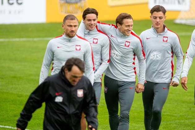 2026.09.22 Warszawa Pilka nozna kadra reprezentacja Polska Konferencja prasowa i trening reprezentacji Polski N z Matty Cash Nicola Zalewski Piotr Zielinski Foto Jacek Prondzynski PressFocus 2026.09.22 Warsaw football press conference, PK, Pressekonferenz and training of the Polish football national team, Nationalteam Matty Cash Nicola Zalewski Piotr Zielinski Credit: Jacek Prondzynski PressFocus NEWSPIX.PL --- newspix.pl LIGA NARODOW UEFA PILKA NOZNA SEZON 2026 2027 --- UEFA NATIONS LEAGUE 